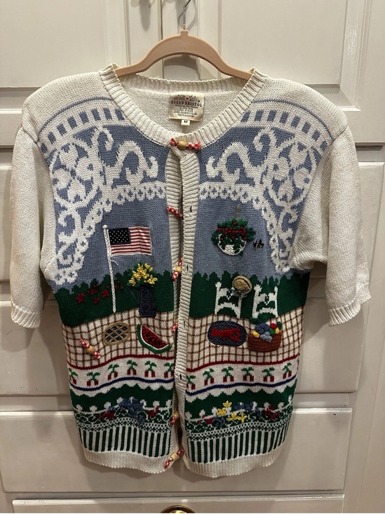 Susan Bristol Sweaters - Vtg Susan Bristol Short Sleeved Summer Sweater Lots Of Detail
S/M